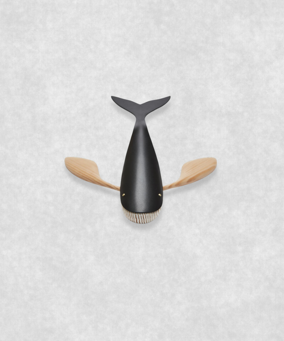 Flying Whale by Lee Sang-yong – detailed view of the whale kinetic sculpture without its balancing stand, highlighting its sculptural form and craftsmanship