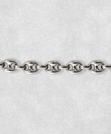 Close-up of 925 sterling silver coffee bean bracelet – detailed polished coffee bean links and sculptural finish